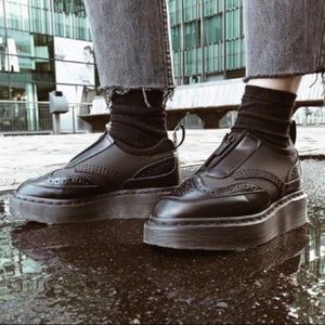 🖤New Dr Martens Resnik🖤